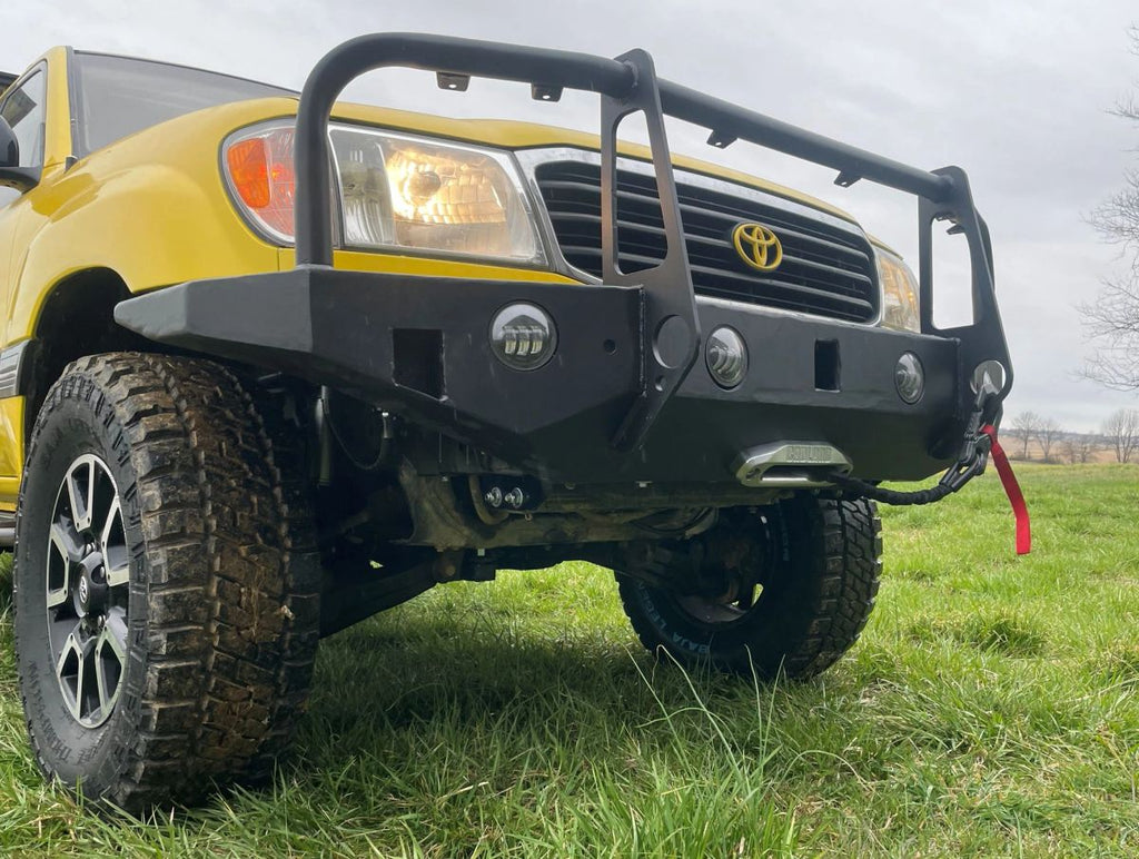 Big Slack Off Road Land Cruiser / LX470 front bumper, brush guard and winch mount